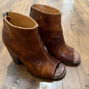 Bed Stu Onset Cobbler Series Peep Toe Bootie size 6
